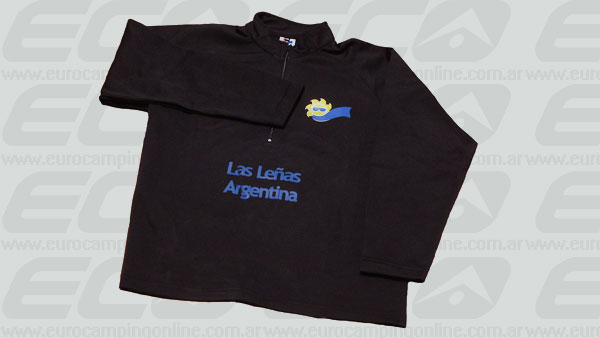 Eurocamping > LAS LEÑAS BUZO DRYFIT DEPORTIVO - Buzo liviano de secado rápido ideal para actividades deportivas. Logos estampados. Cierre al cuello. Talles: S - M - L