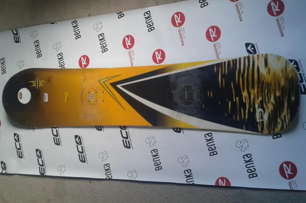Eurocamping > ROSSIGNOL FIJACIÓN SNOWBOARD HC 2000 - Snowboard con fijacion HC 2000. MEDIDAS: 140 a 166CM Fijacion: HC 2000. CODIGO ECO: consultar